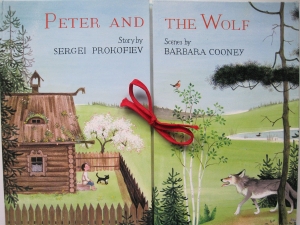 Peter and The Wolf: A Mechanical Book (Pop-up)