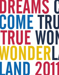 史上最強の移動遊園地　DREAMS COME TRUE WONDERLAND 2011 オフィシャルツアーブック