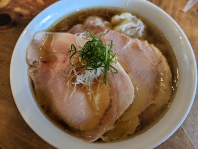 ８月も沢山のナイス＆コメント有難うございます🙇酷暑でラーメン＆ウォーミングは少なめでしたが😅読書だけは暑さに負けず、久々に1ヶ月10冊＆1日100ページ読めました👍その中でもダントツのオススメは『ジェンダー・クライム』。今月も御一緒に楽しめますように🍀【2024年8月の読書メーター】本の数：10冊 ページ数：3132ページ ナイス数：1926ナイス  ★先月に読んだ本一覧はこちら→ https://bookmeter.com/users/655439/summary/monthly/2024/8
