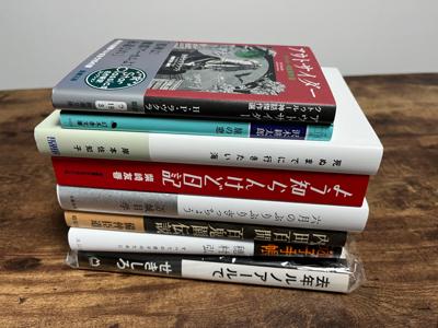 最近応援中の独立系書店で大人買いしてきた( ´ ▽ ` )ﾉ