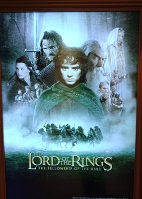 『The Lord of The Rings』4DX版観てきました。時おり噴射されるシャワーには閉口しましたが、地響きやアクションの度に揺れる座席には迫力増しましで楽しめました。
第2作も楽しみです。