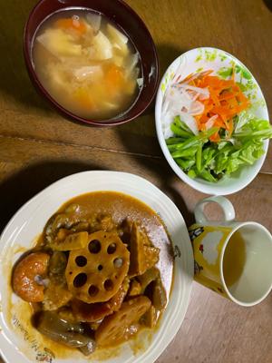 お正月カレー　すゑひろがりカレー　(無印)皆んなでいただきます。