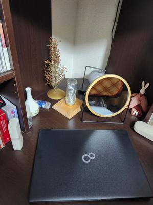 新品のノートパソコン買いました。年明けから、執筆頑張ります♪︎