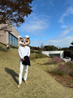 ペットロスから早1年と一カ月。
以来、数冊本を手にするも、読むこと能わず、途中で継続放棄。。代わりに、数年ぶりに伊豆へ旅行に行くことができました。ようやく訪れることのできた池田美術館。所蔵作品が傑作揃いで、展示のコンセプト（柵やガラスケースを極力排し、より直に作品を鑑賞できる）が素晴らしく良かったです。都心部ではありえない。。画像は熱海のMOA美術館。展示作品は魅力に乏しかったけれど、しかし周りの庭園や叢林、テラス、復元された尾形光琳の町屋敷などが良かった。